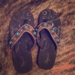 Boot Barn Sandals